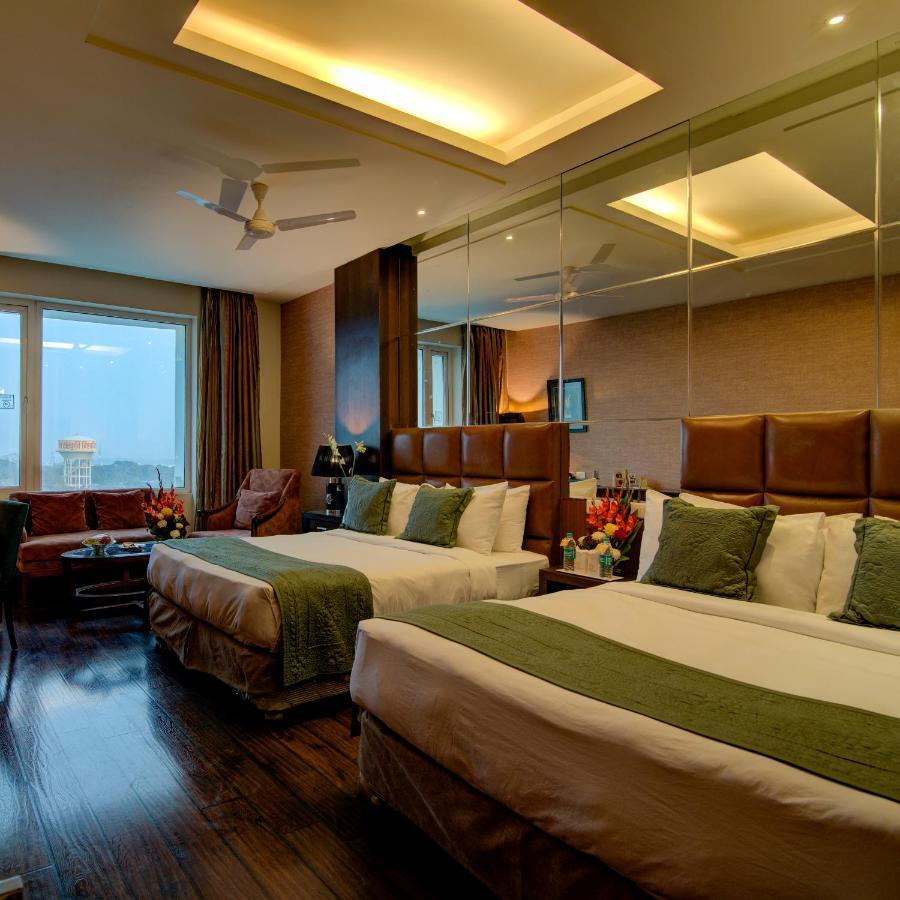 Godwin Haridwar Hotel Exterior foto