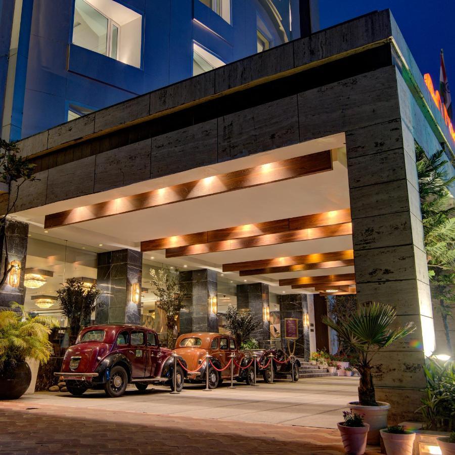 Godwin Haridwar Hotel Exterior foto