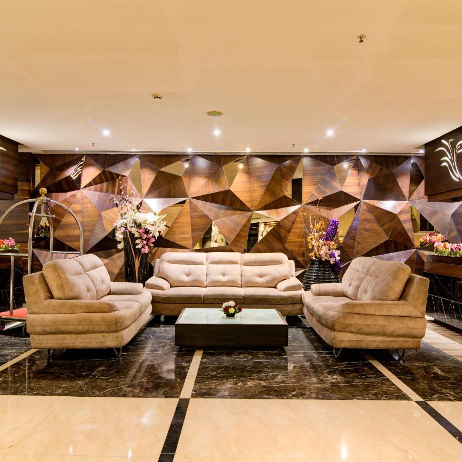 Godwin Haridwar Hotel Exterior foto