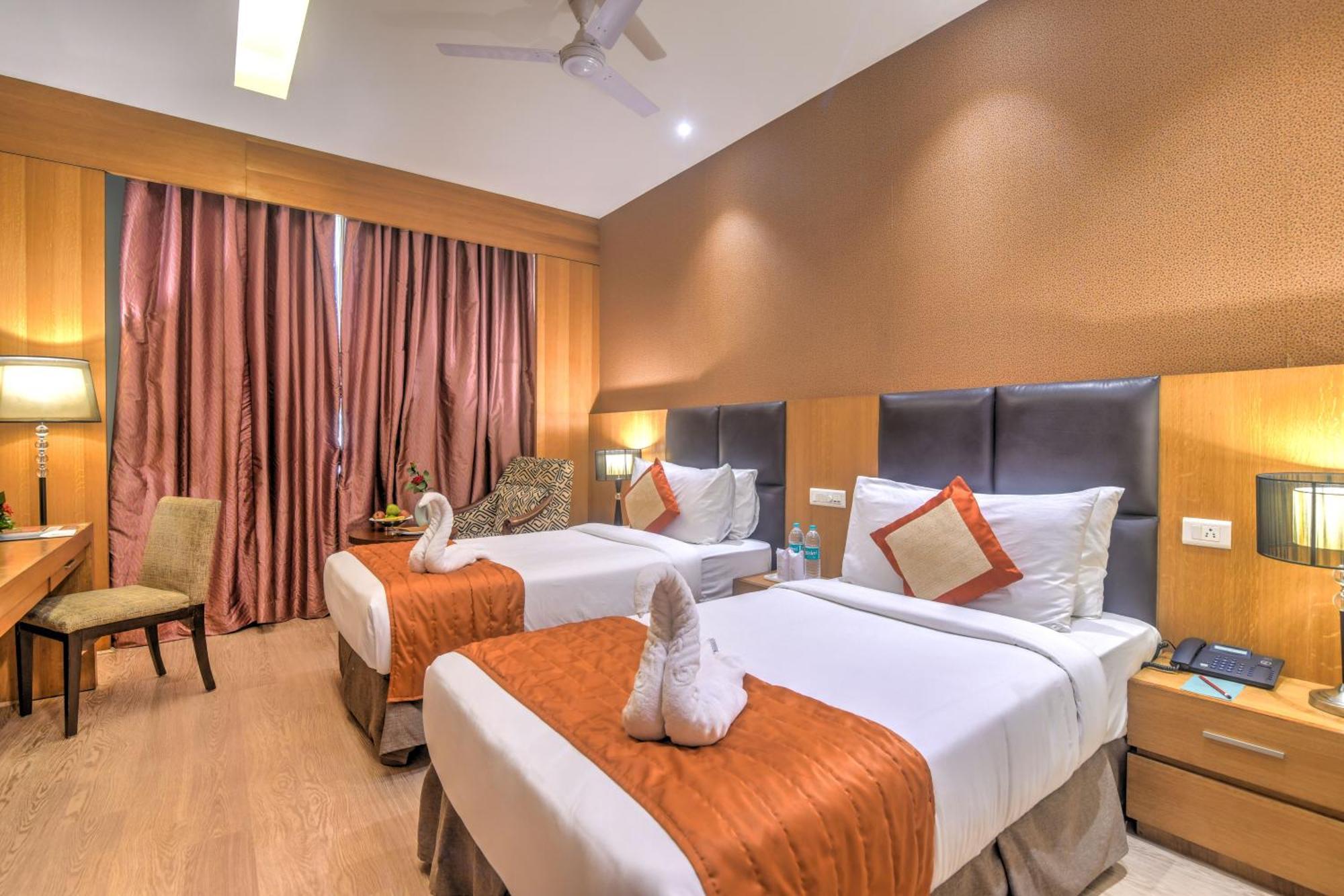 Godwin Haridwar Hotel Exterior foto