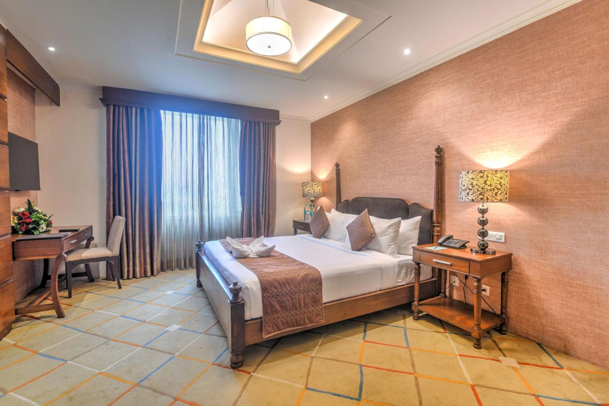 Godwin Haridwar Hotel Exterior foto