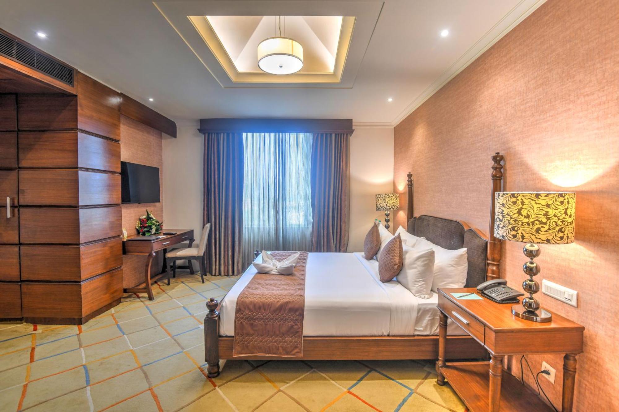 Godwin Haridwar Hotel Exterior foto