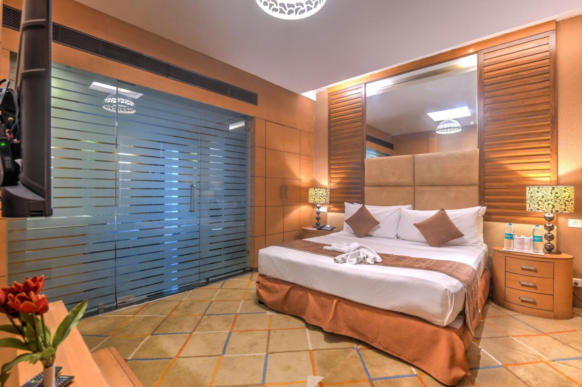 Godwin Haridwar Hotel Exterior foto