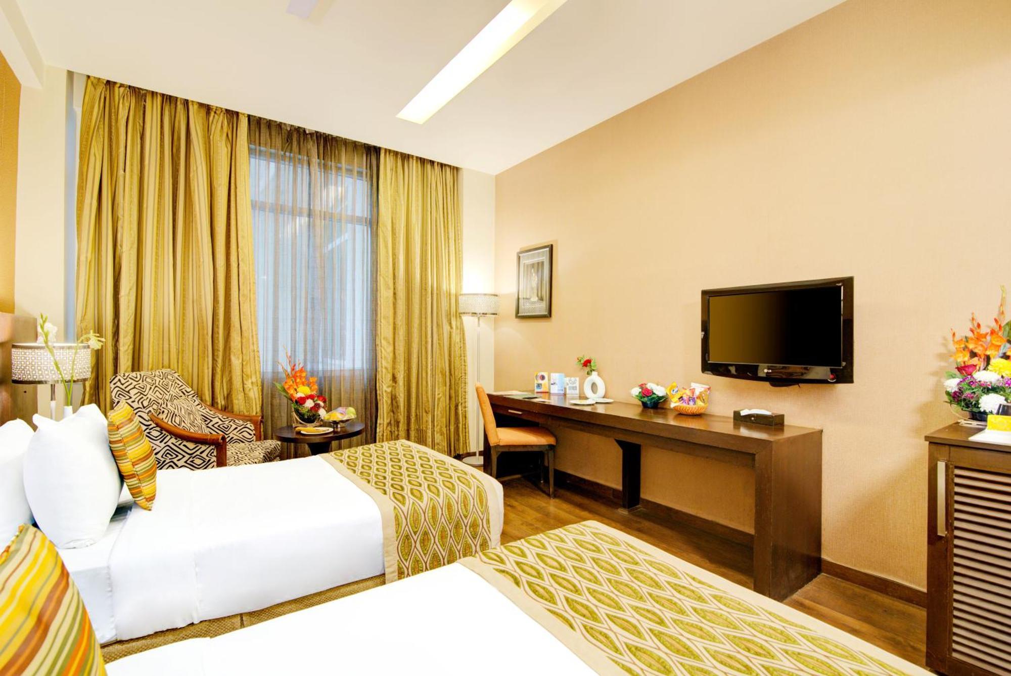 Godwin Haridwar Hotel Exterior foto